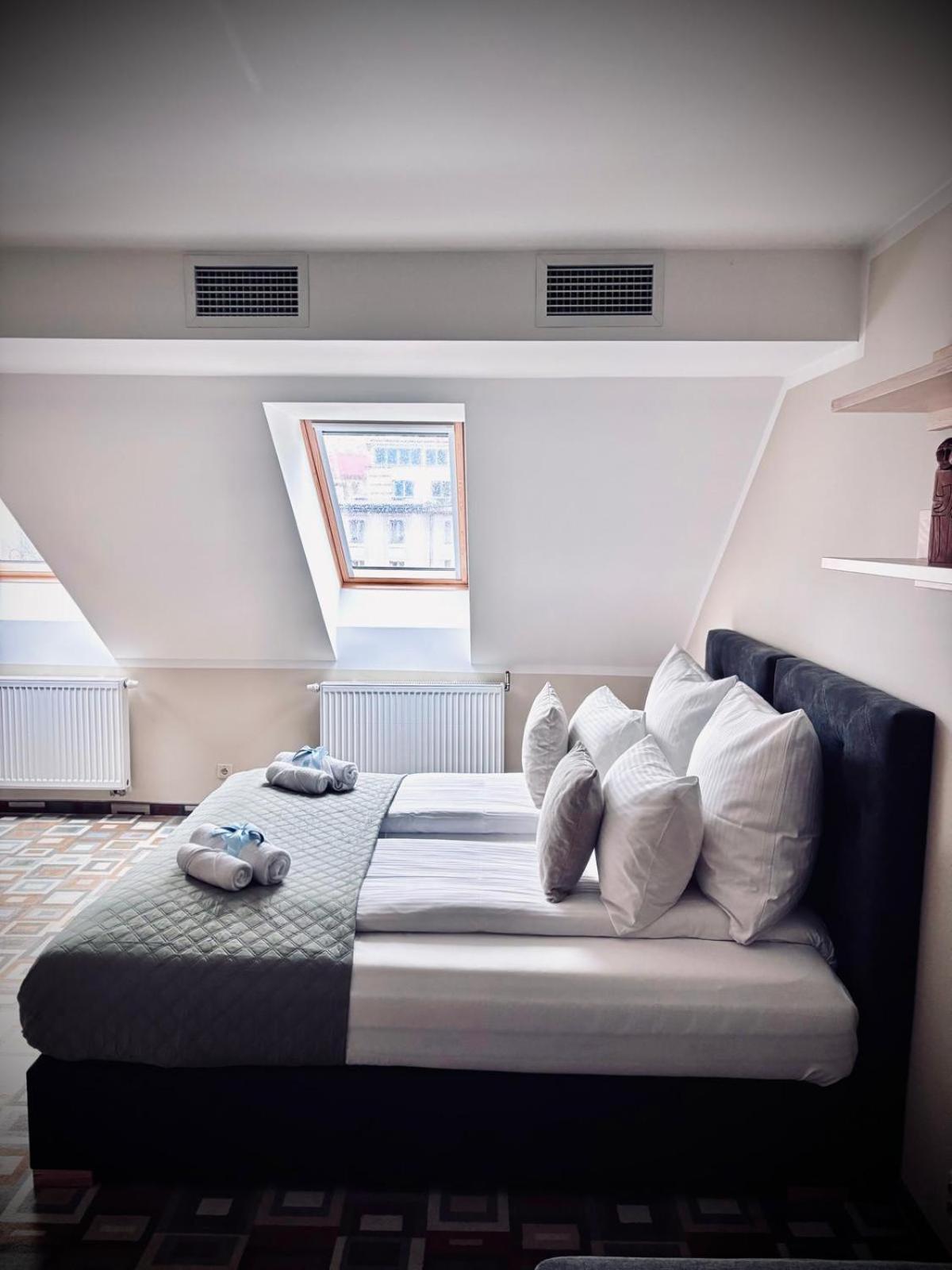 Boutique Provincja Winebar & Rooms Allenstein Exterior foto